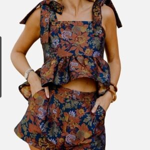 Moodie Jaquard Brocade Short Set - Autumn Floral